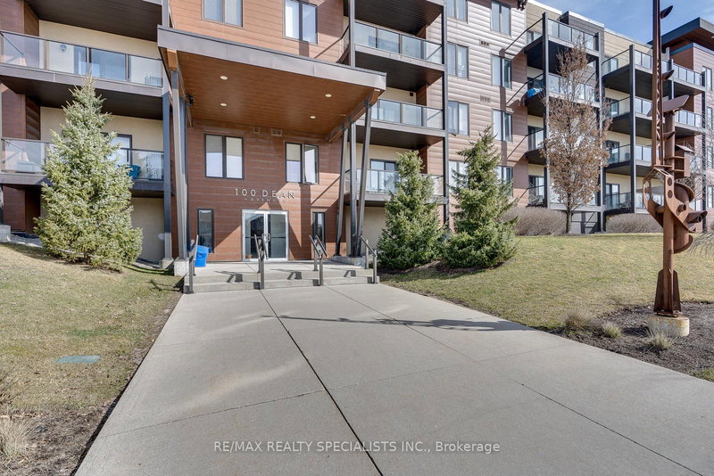 413 - 100 Dean Ave, Barrie, L9J 0H1 | Image 2