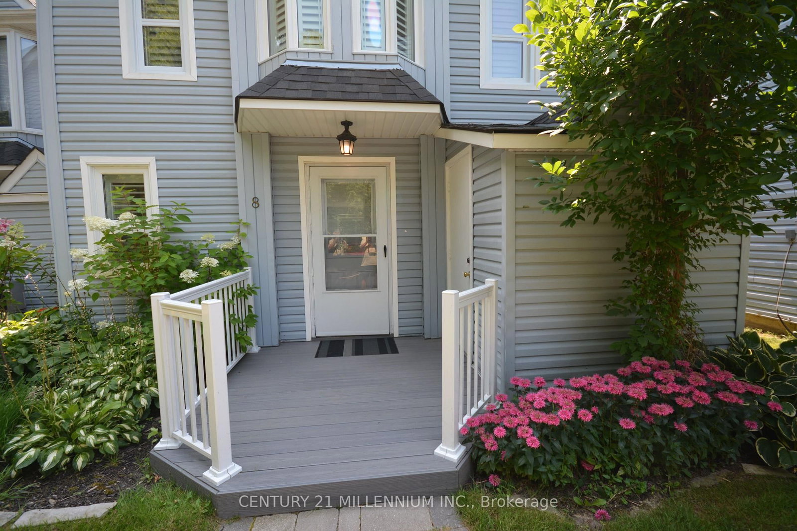 Listing Image 7