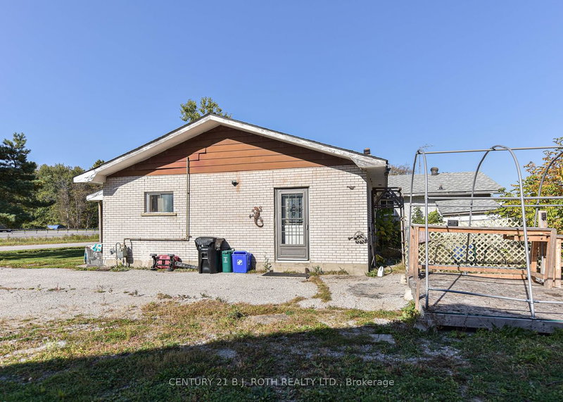 3783 Campbell Rd, Severn, L3V 0V3 | Image 2