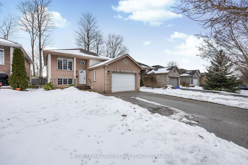 home for sale on 43 Monique Crescent