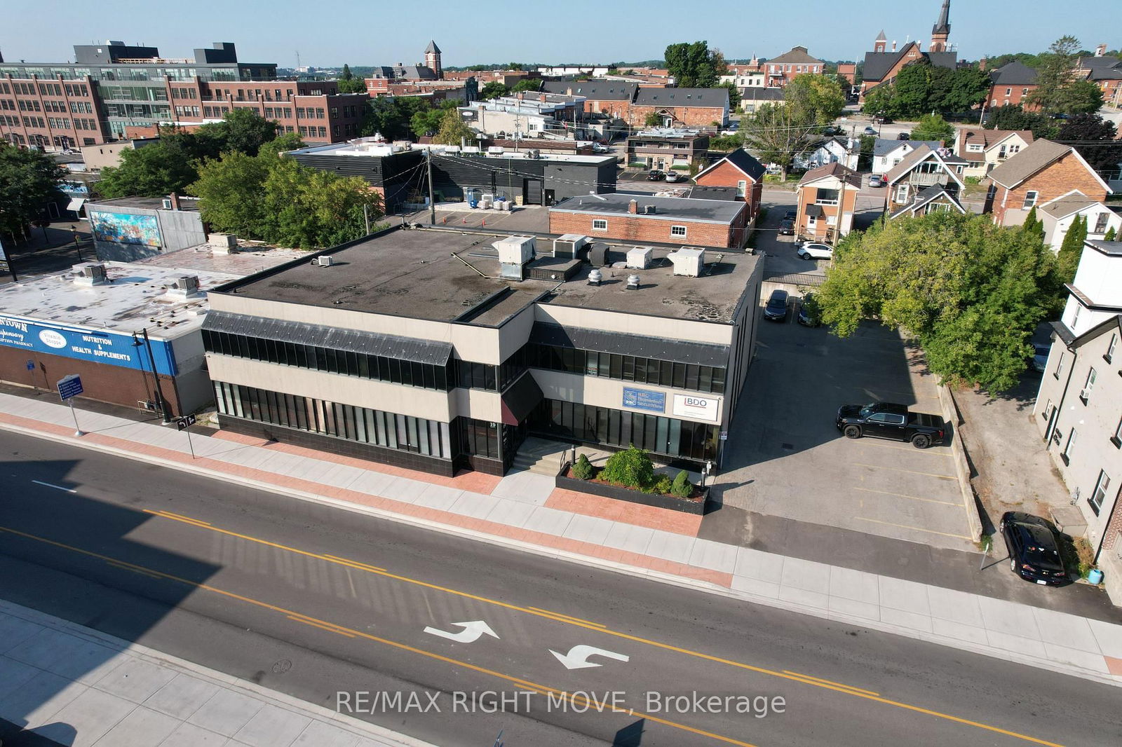 Building at 19 Front Street, Orillia, Orillia