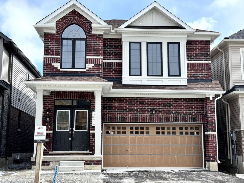 home for lease on 10 Tamworth Terrace