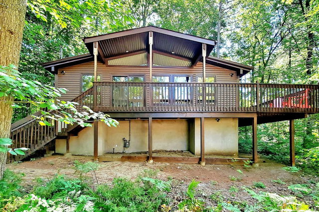 51 Desroches Trail