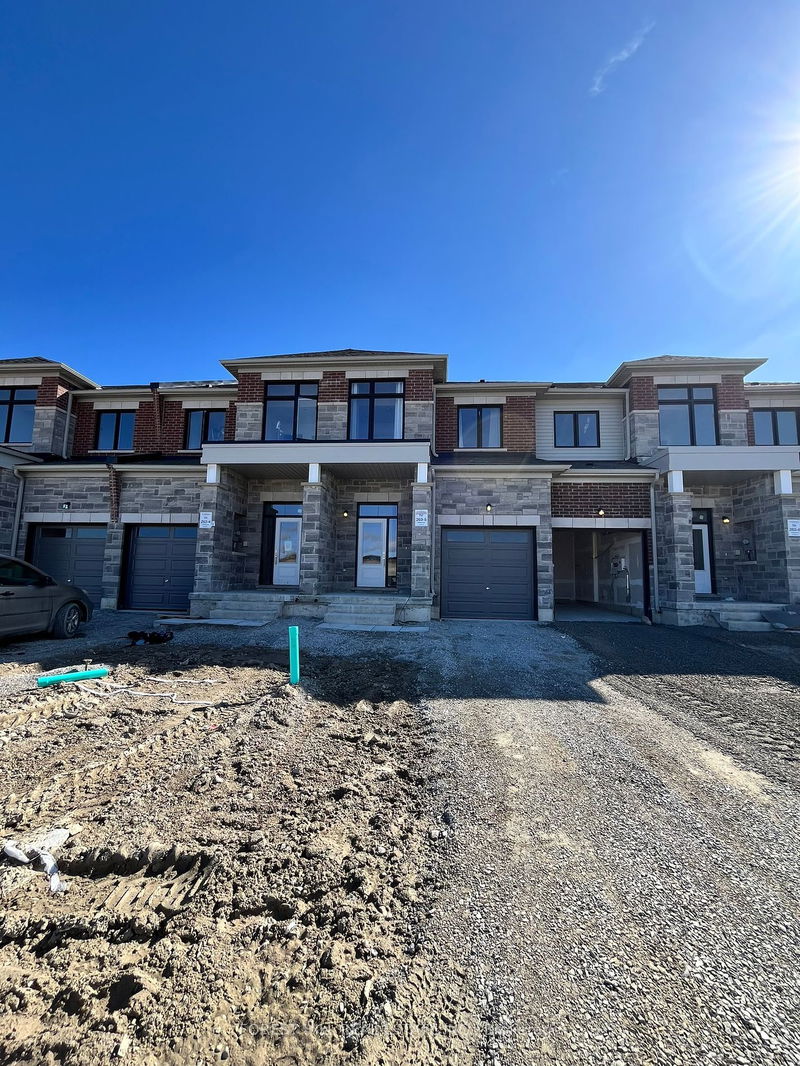 home for lease on 25 Milady Crescent