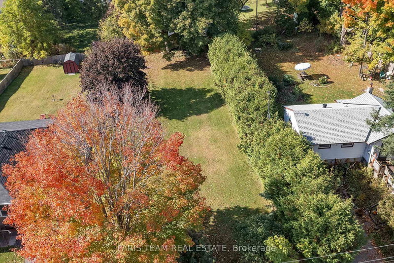 318 Palmer St, Tay, L0K 2C0 | Image 2