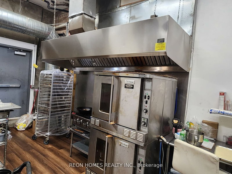 100 - 58 Dunlop St E, Barrie, L4M 1A3 | Image 3