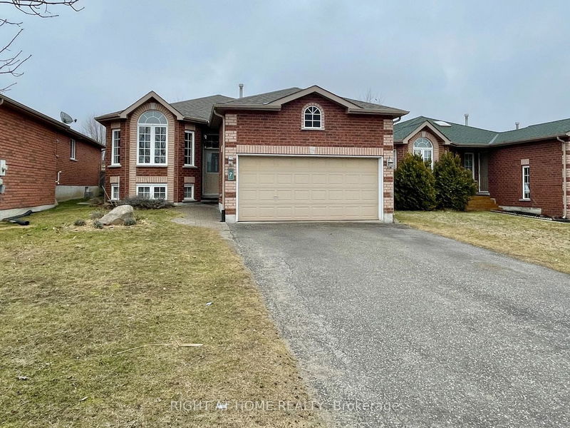 home for lease on 7 Danielle Crescent