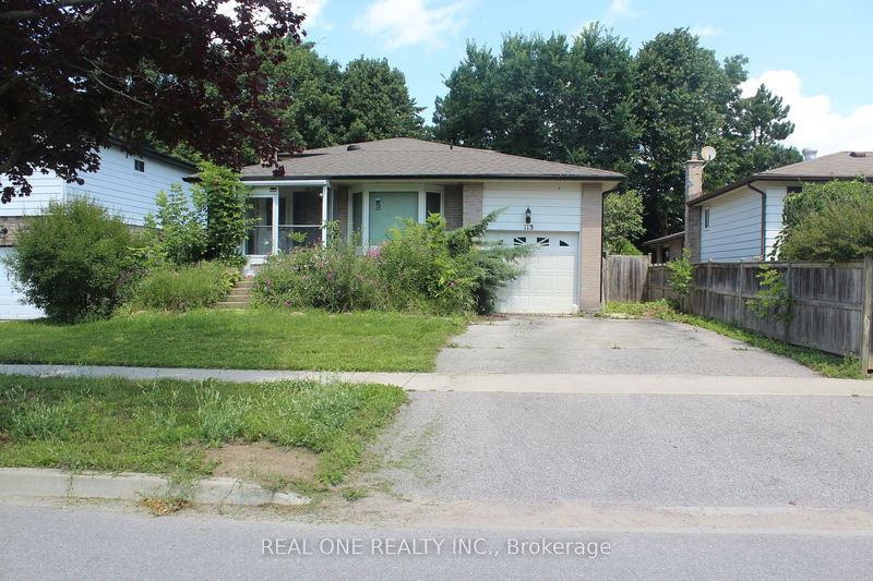 home for sale on 113 College Crescent