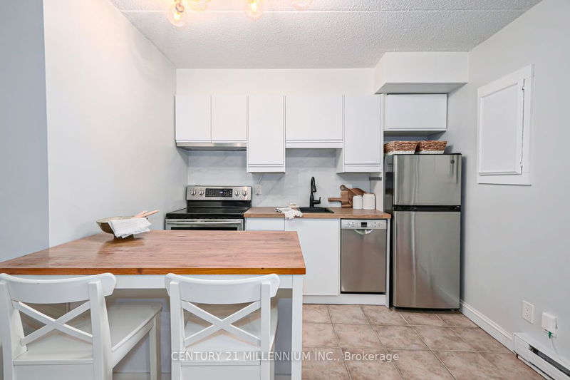  28 - 17 Dawson Dr  Collingwood, L9Y 5B4 | Image 10