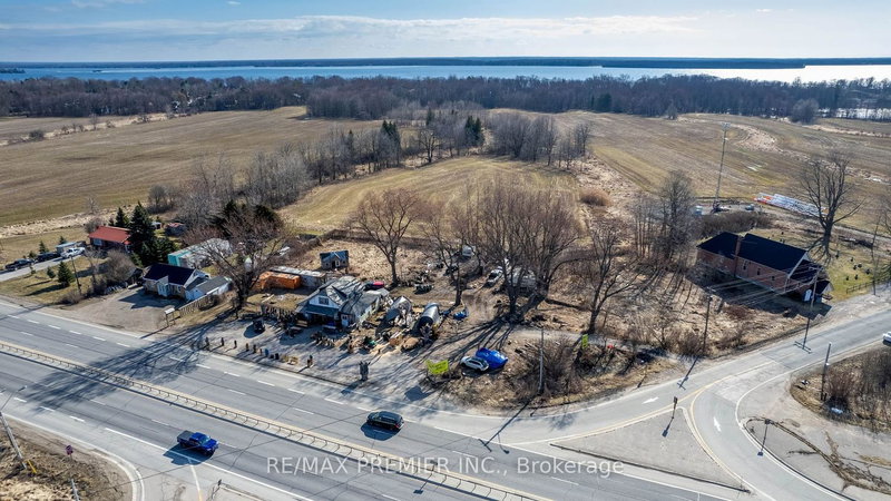 8665 Hwy 11, Severn, L3V 6H3 | Image 2