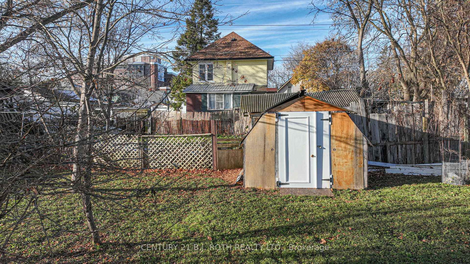 Listing Image 7