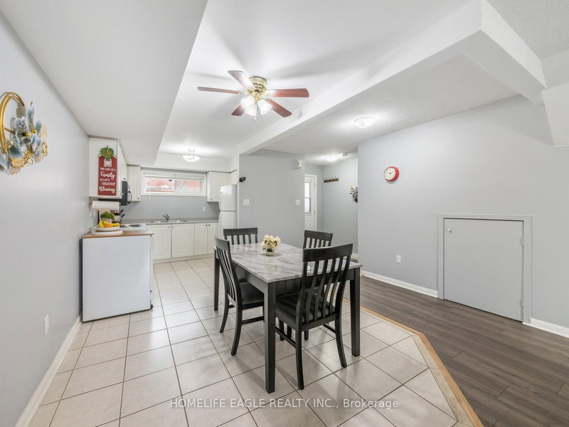 13 - 235 Ferndale Dr S, Barrie, L4N 0T9 | Image 3