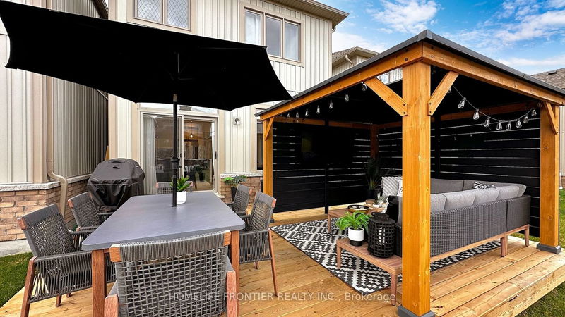 home for sale on 7 Kirby Avenue