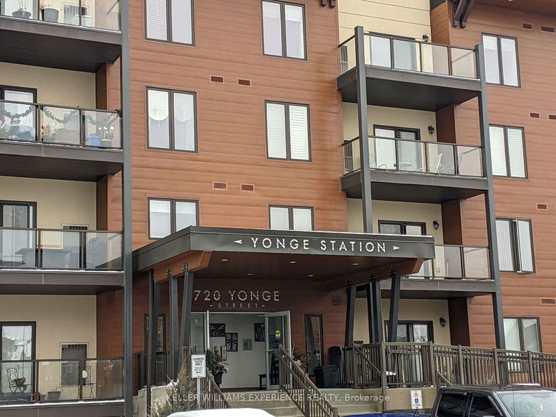 home for lease on 414-720 Yonge Street