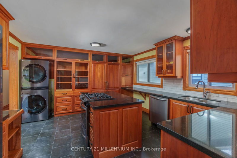 338 Walnut St  Collingwood, L9Y 3C8 | Image 9