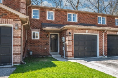 Townhouse sold at 2-38 Kenwell Crescent, Barrie, Ontario, L4N 0Z6 - Holly - MLS: S8288384