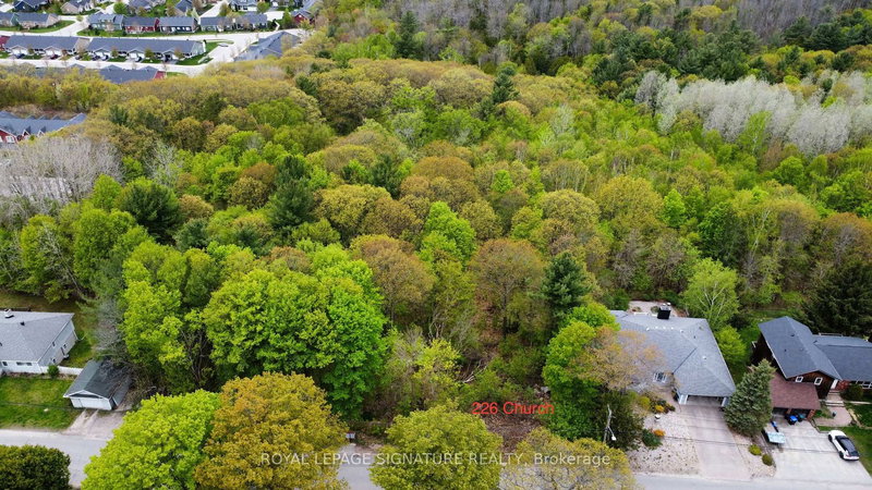 226 Church St, Penetanguishene, L9M 1G6 | Image 2