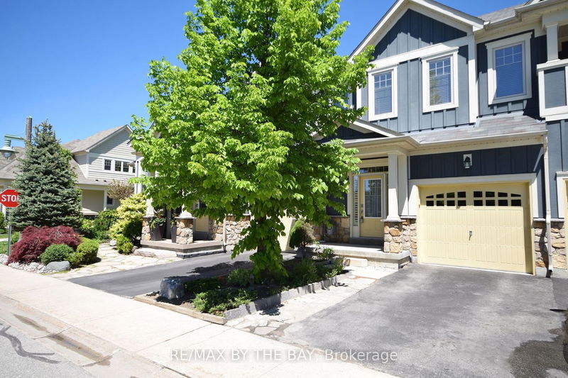 home for sale on 51 Savannah Crescent