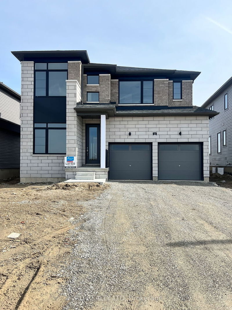 home for lease on 146 Union Boulevard