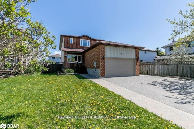 home for sale on 301 Hickling Trail