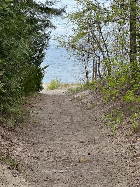 Listing Image 40