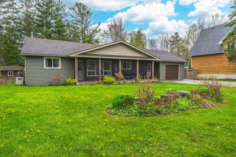 home for sale on 611 Lakeshore Road E