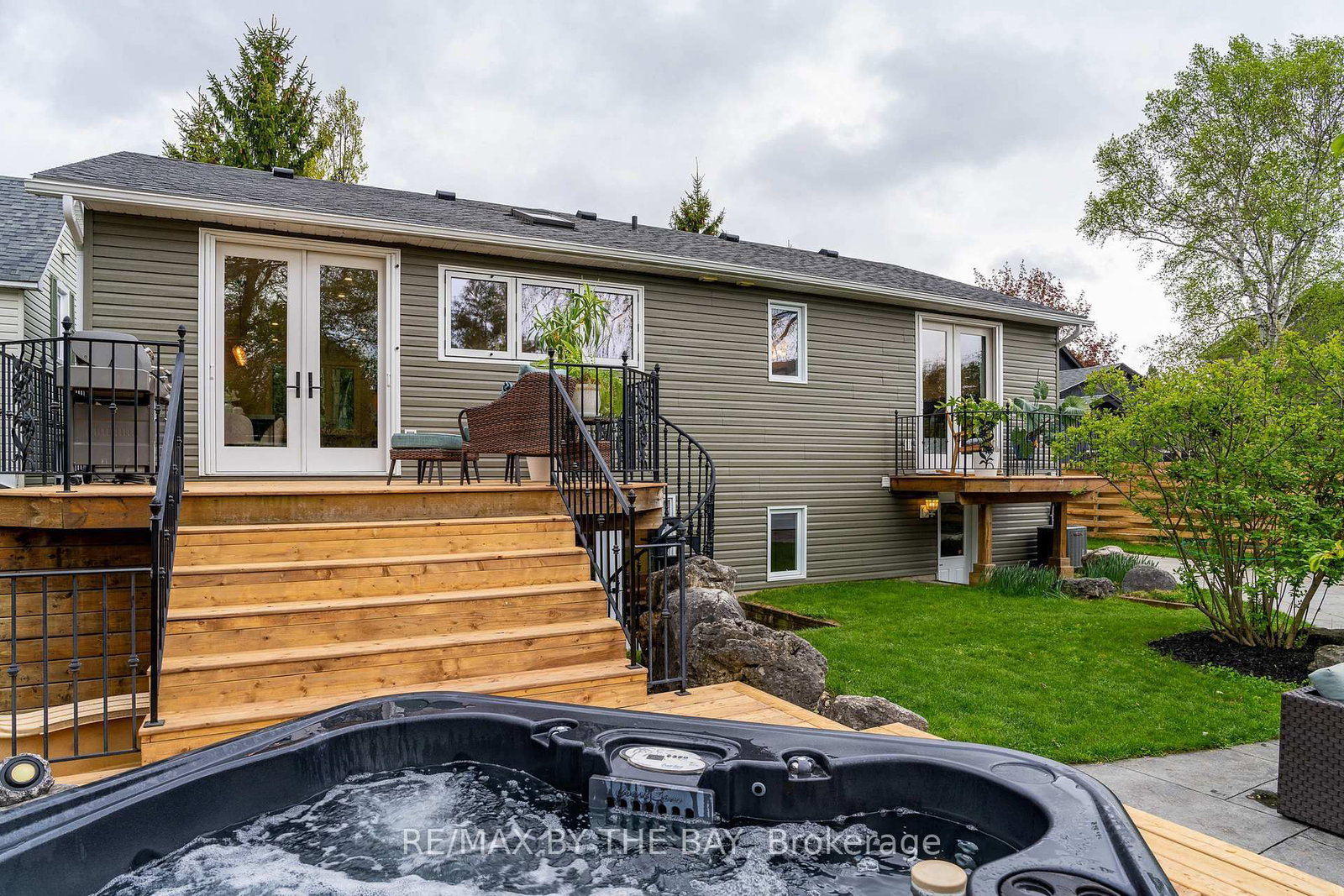 Listing Image 13
