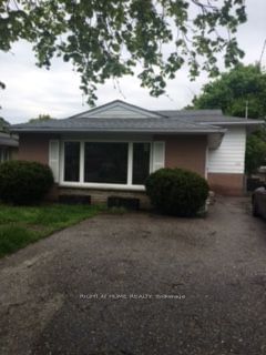 home for lease on 119 Cundles Road E