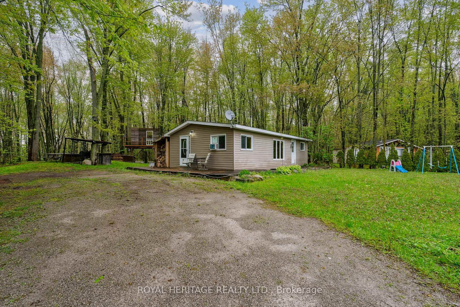 Listing Image 7