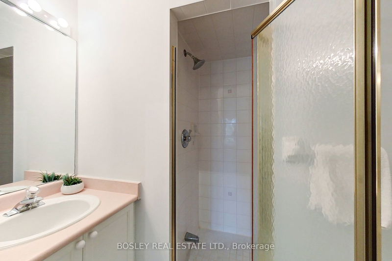 21 Barker Blvd W Collingwood, L9Y 4W4 | Image 25