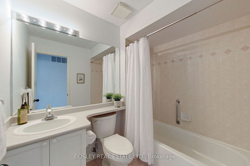 21 Barker Blvd W Collingwood, L9Y 4W4 | Image 30