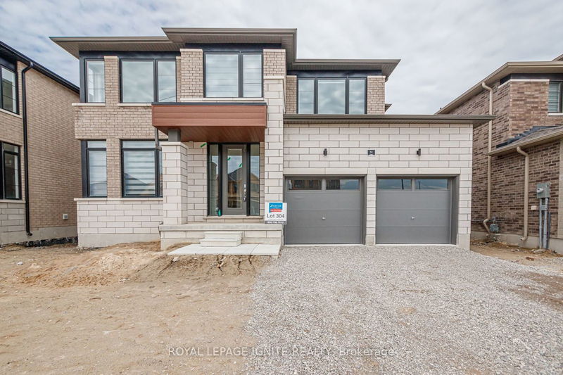 home for lease on 51 Del Ray Crescent