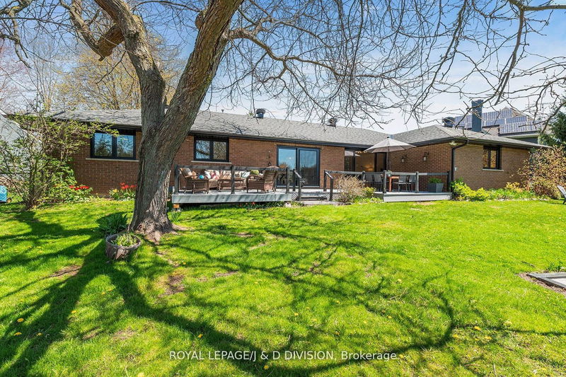 home for sale on 32 Willow Crescent