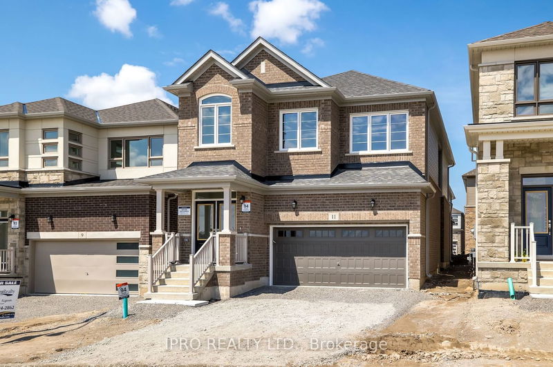 home for lease on 11 Phoenix Boulevard