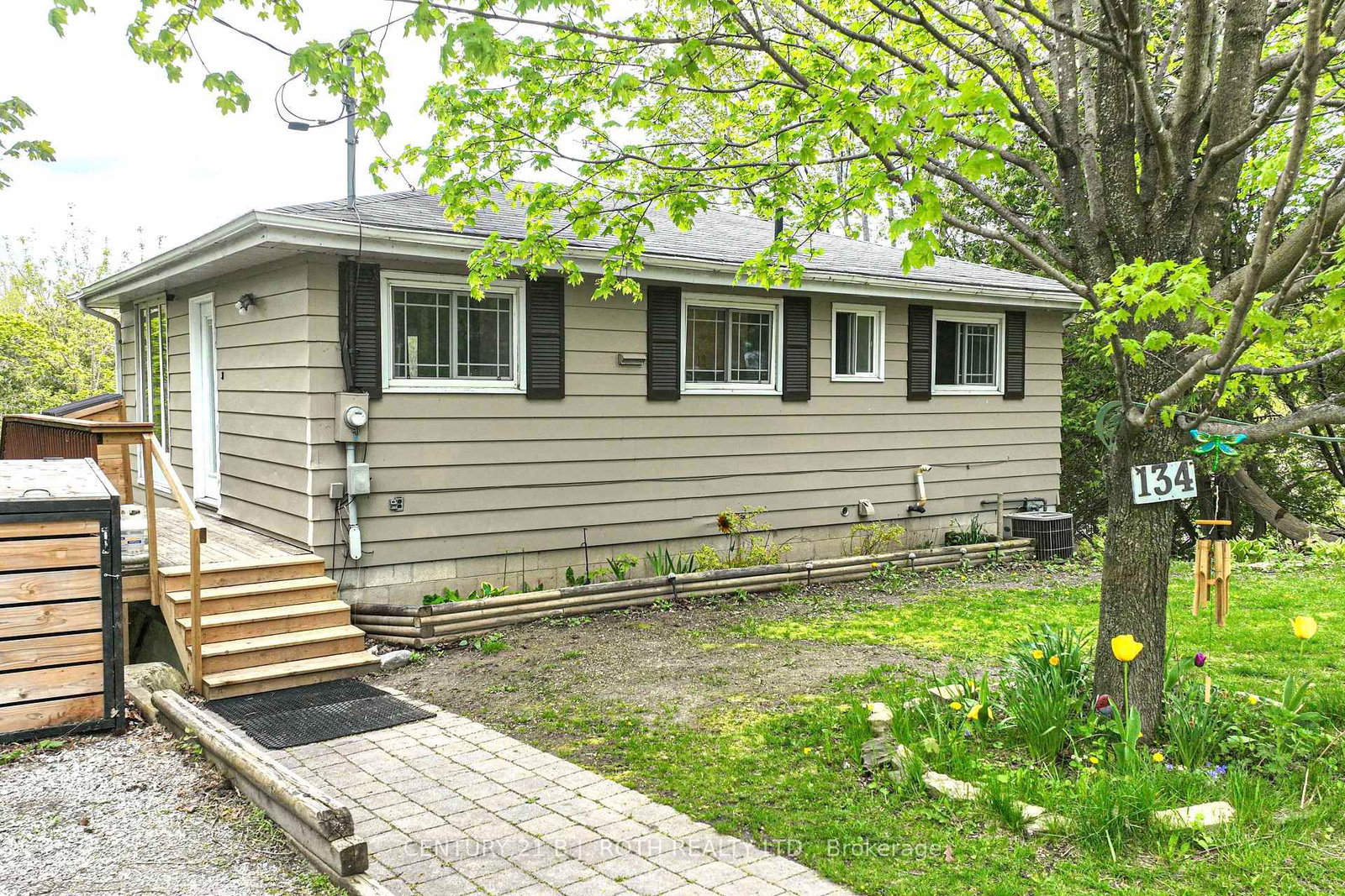 Listing Image 3