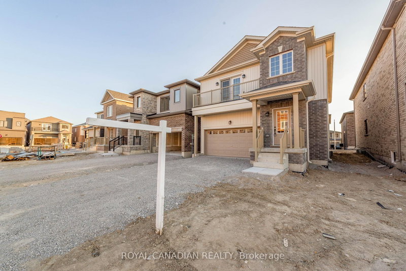 60 Harvest Cres, Barrie, L9J 0T3 | Image 2