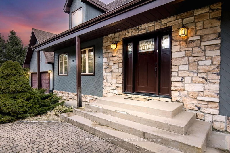 3 Matthew Crt, Wasaga Beach, L9Z 1J5 | Image 2