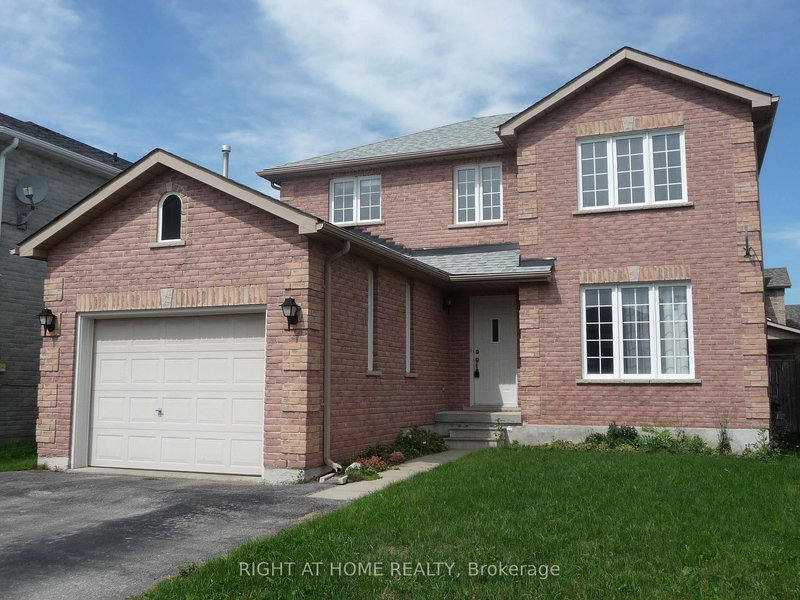 134 Dean Ave, Barrie, L4N 0V6 | Image 2
