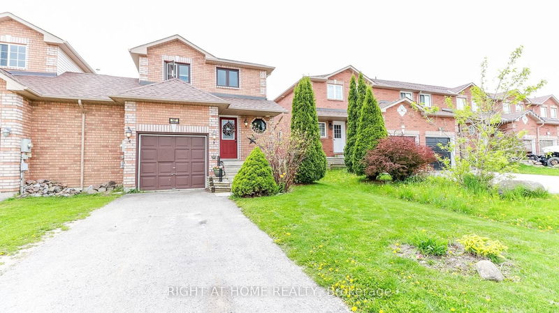 home for sale on 147 Courtney Crescent