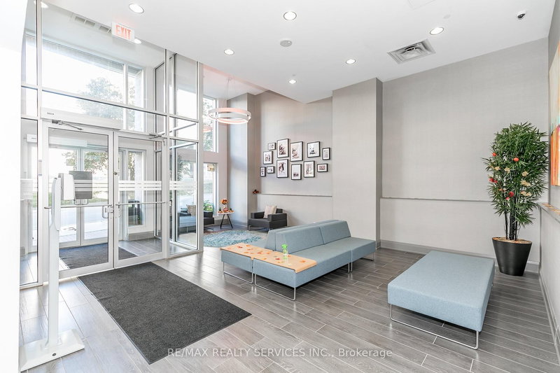 302 - 111 Worsley St, Barrie, L4M 0J5 | Image 3