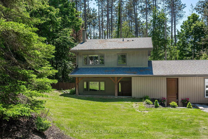 1 Pine Spring Rd, Oro-Medonte, L4M 4Y8 | Image 3