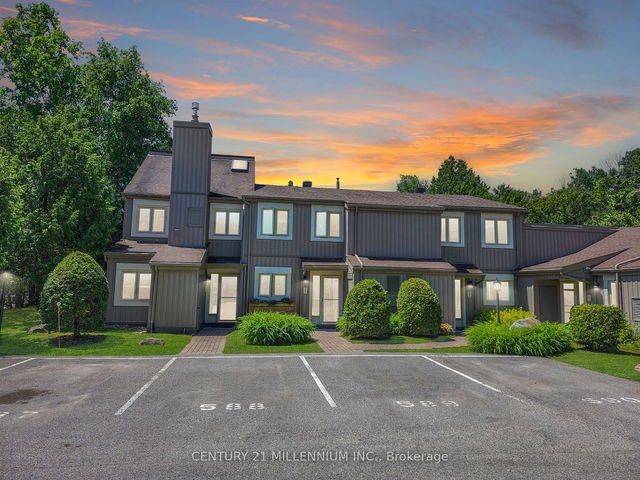 588 Oxbow Crescent