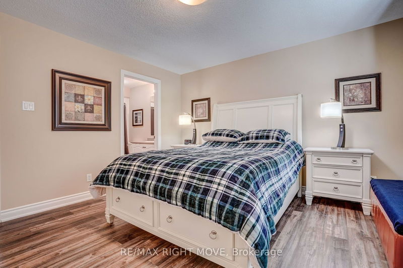 23 Sinclair Cres  Ramara, L3V 8K1 | Image 15