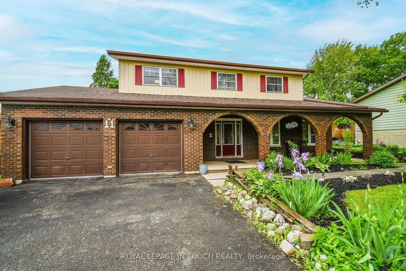 11 Hill Top Dr  Penetanguishene, L9M 1H7 | Image 2