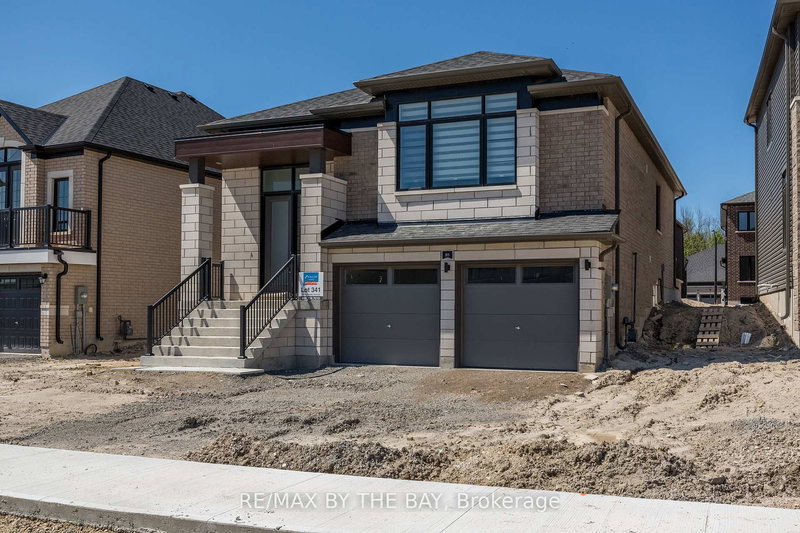 85 Sun Valley Ave, Wasaga Beach, L9Z 0N8 | Image 2
