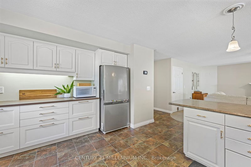 3326 Cleveland Ave  Severn, L3V 0V9 | Image 9