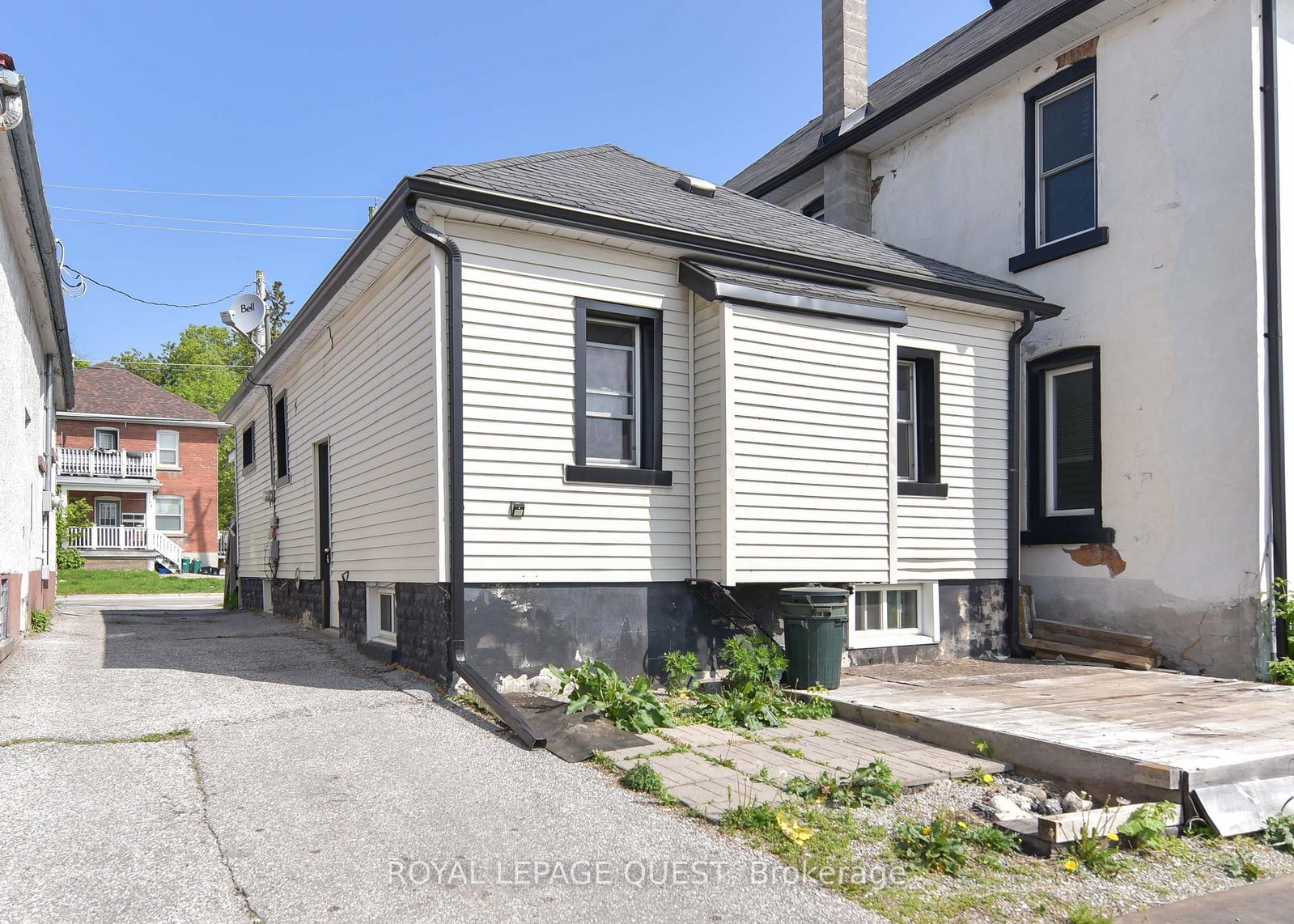 Listing Image 6