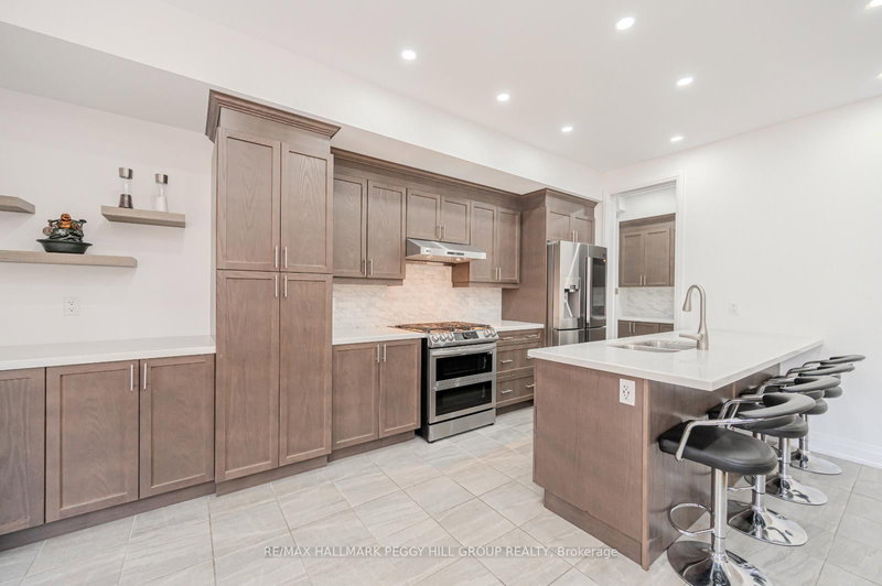 159 Franklin Tr, Barrie, L9J 0J1 | Image 3