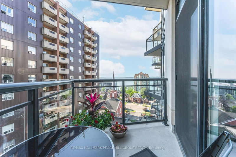 home for lease on 706-111 WORSLEY Street