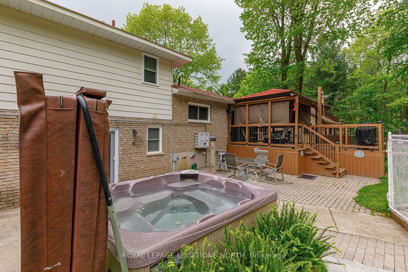 239 Oxbow Park Rd  Wasaga Beach, L9Z 2V7 | Image 29